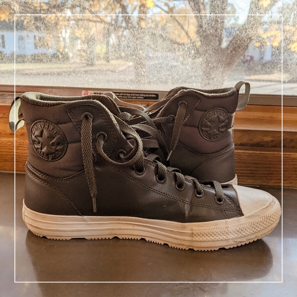 Converse insulated winter high tops size men's 10 women's 12 - Picture 2 of 5